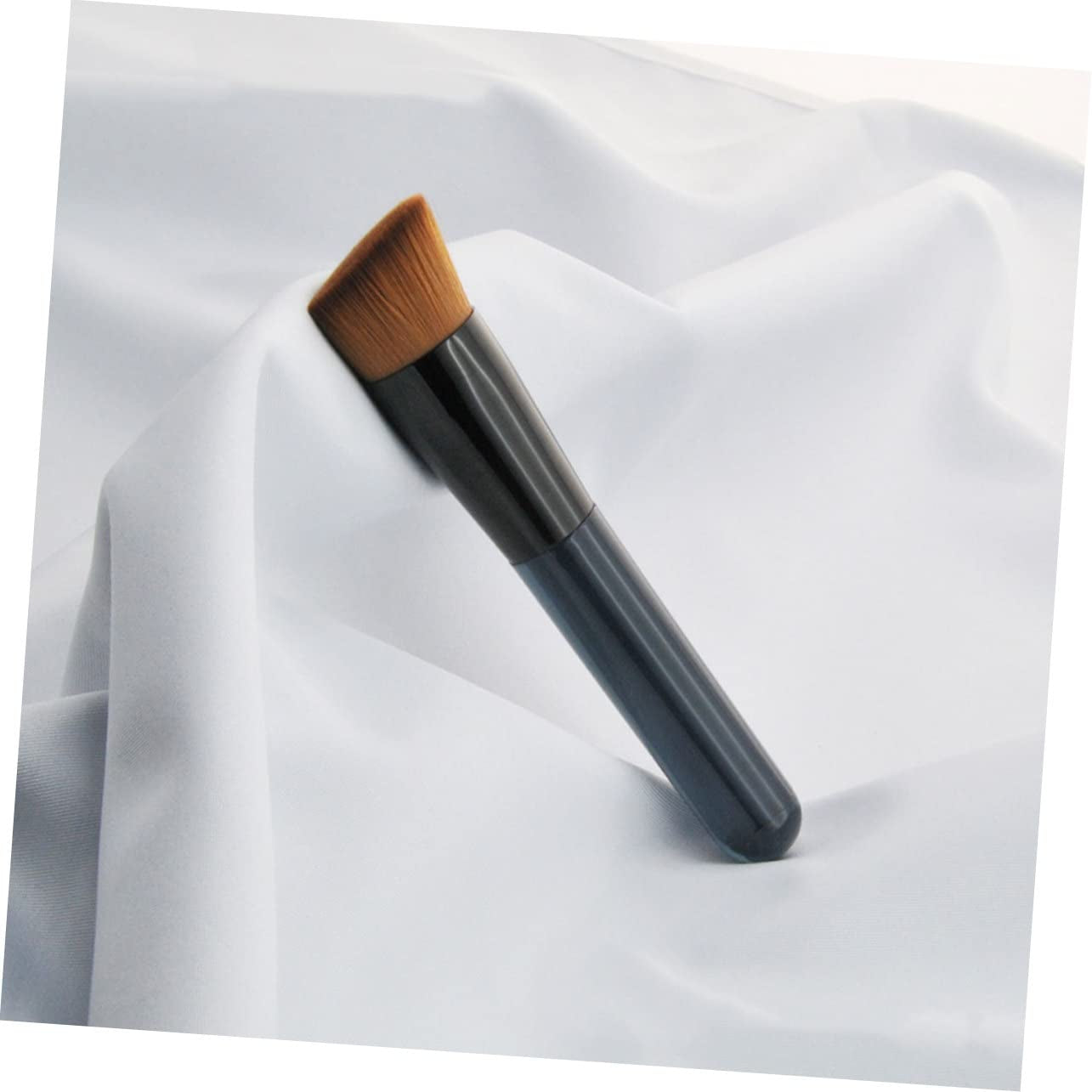 High-Density Hair Makeup Brush Blending Brush for Foundation Powder Cosmetics Soft Sturdy No Shedding